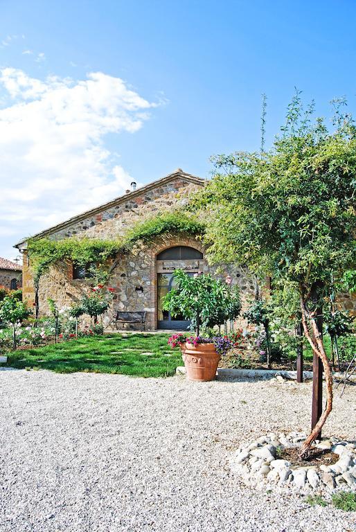 Agriturismo Castello La Grancia Di Spedaletto Pienza Exterior photo